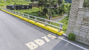 Gapyeong Bd7s Glamping&caravan