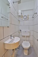 Hotel Red Rose Guest House