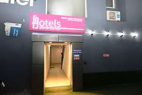 Hotel Noida Grand