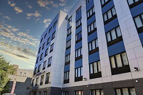 Days Inn by Wyndham Bronx NYC