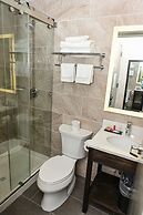 Days Inn by Wyndham Bronx NYC