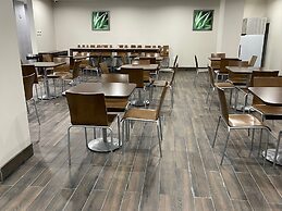 Days Inn by Wyndham Bronx NYC