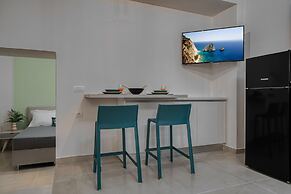 Andy & Hari's Elegant Town Studios