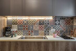 Andy & Hari's Elegant Town Studios