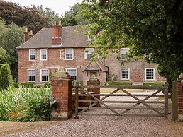Solton Manor
