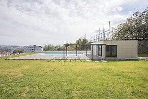 Liiiving in Porto - Dragão Pool View