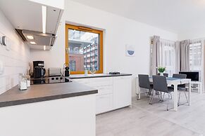 Stylish Apartment Rakowicka by Renters