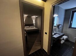 LAMBERTI BOUTIQUE HOTEL