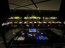 LAMBERTI BOUTIQUE HOTEL