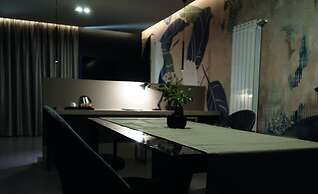 LAMBERTI BOUTIQUE HOTEL