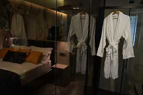 LAMBERTI BOUTIQUE HOTEL