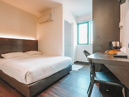 A Hotel Desker