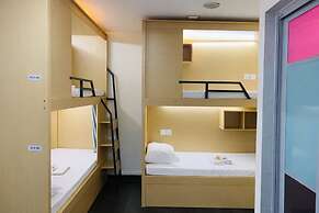 A Hotel Desker