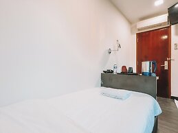 A Hotel Desker