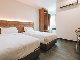 A Hotel Desker