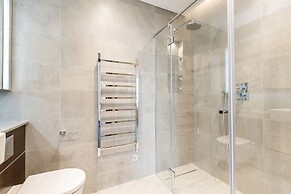 Thornes House Apartments