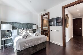 Thornes House Apartments