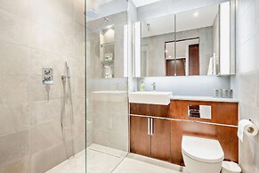 Thornes House Apartments