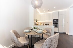 Thornes House Apartments