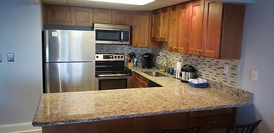 Harbour Island 106l 2 Bedroom Condo by RedAwning