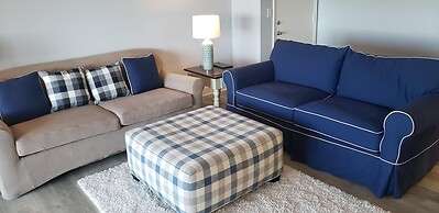 Harbour Island 106l 2 Bedroom Condo by RedAwning