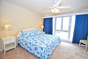 Seal Beach 13n 3 Bedroom Townhouse by RedAwning