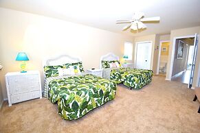 Seal Beach 13n 3 Bedroom Townhouse by RedAwning