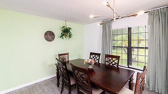 Nestle Away at Poplar Way