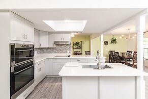 Nestle Away at Poplar Way