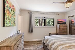 Incline Bliss Dreamy Pet Friendly Escape
