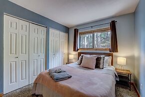 Enjoy Tahoe Lakeview Bliss Pet Friendly!