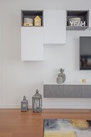 Liiiving -Luxury River View Apartment IV