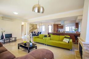 Villa Miracle in Paralimni