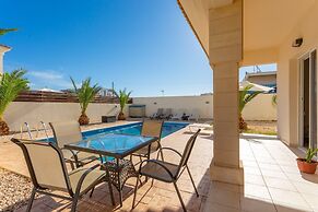 Villa Chryso in Paralimni