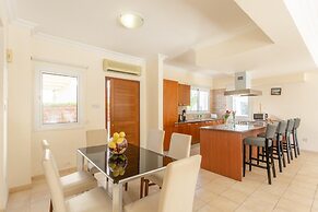 Villa Chryso in Paralimni