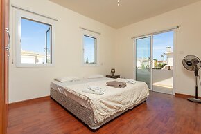 Villa Chryso in Paralimni