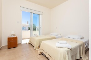 Villa Miranda in Paralimni