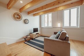 Downtown Clerigos Duplex With River View