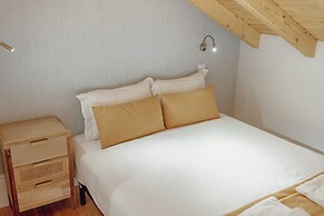 Downtown Clerigos Duplex With River View