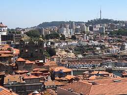 Downtown Clerigos Duplex With River View