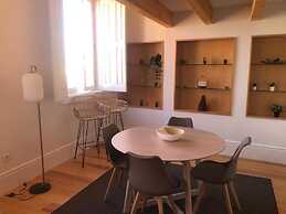 Downtown Clerigos Duplex With River View