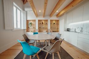 Downtown Clerigos Duplex With River View