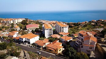 Vista Mar by Atlantic Holiday
