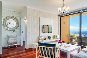 Vista Mar by Atlantic Holiday