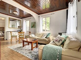 Casinha da Achada by Atlantic Holiday