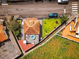 Casinha da Achada by Atlantic Holiday