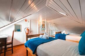 Casinha da Achada by Atlantic Holiday