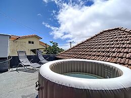 Casinha da Achada by Atlantic Holiday