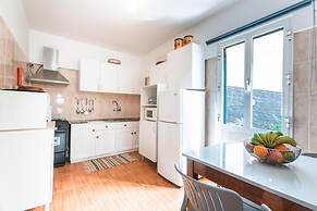 Casinha da Achada by Atlantic Holiday