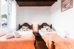 Casinha da Achada by Atlantic Holiday